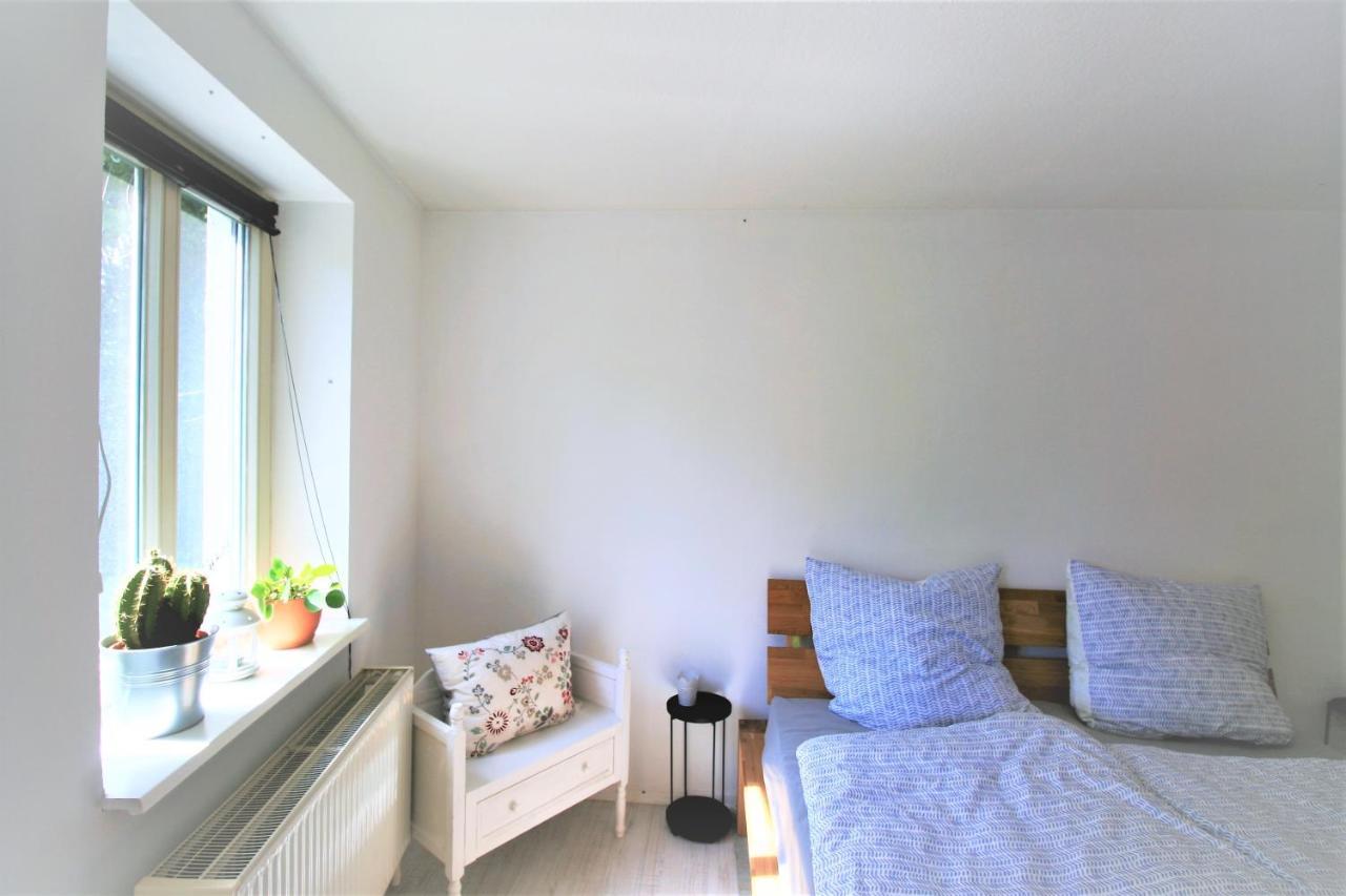 Zentrale Ferienwohnung „Treibholz“ Im Sonnenblumenhaus Flensbourg Extérieur photo