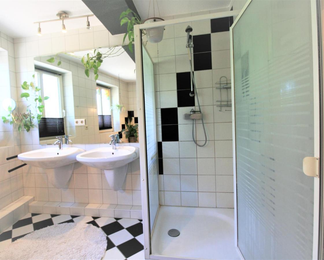 Zentrale Ferienwohnung „Treibholz“ Im Sonnenblumenhaus Flensbourg Extérieur photo